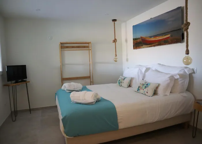 Landsted Hillside House & Foz do Arelho