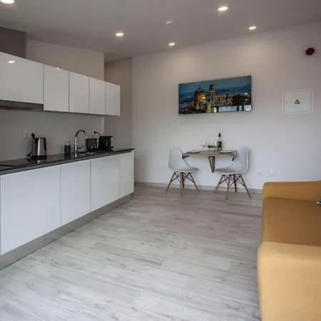 Hillside House Летний дом Фош-ду-Арелью