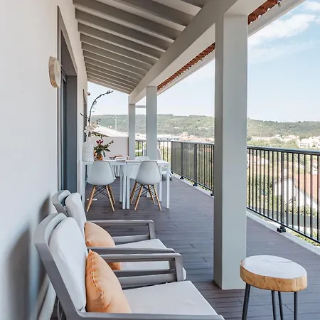 Летний дом Hillside House Фош-ду-Арелью