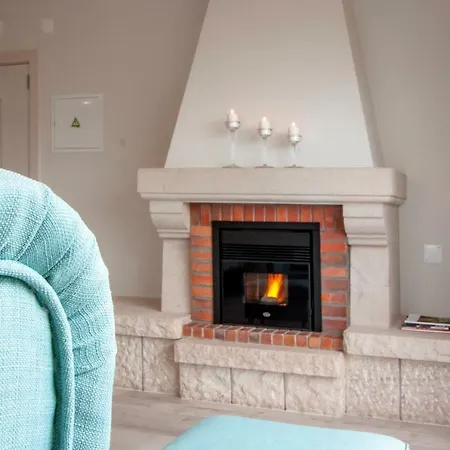 Hillside House & Lantställe *