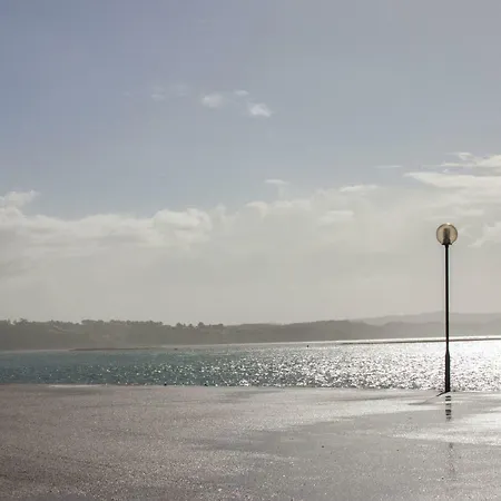 Hillside House & Lantställe *