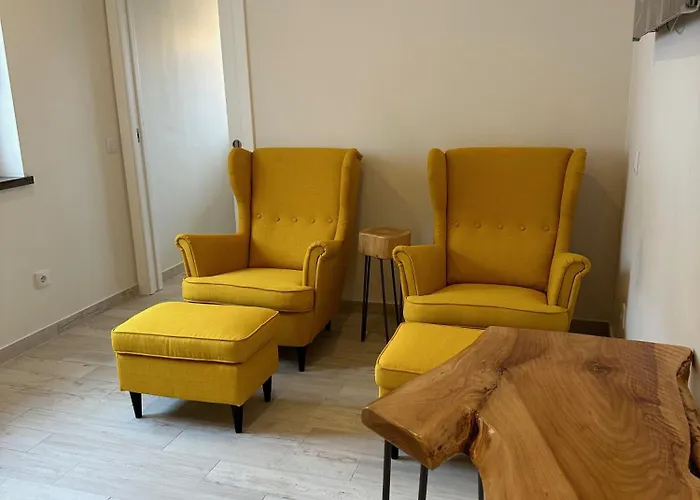 Venkovský dům Hillside House & *